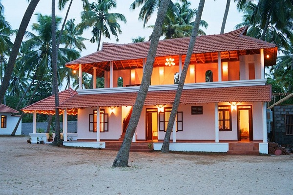 Pozhiyoram Beach Resort – Alappuzha